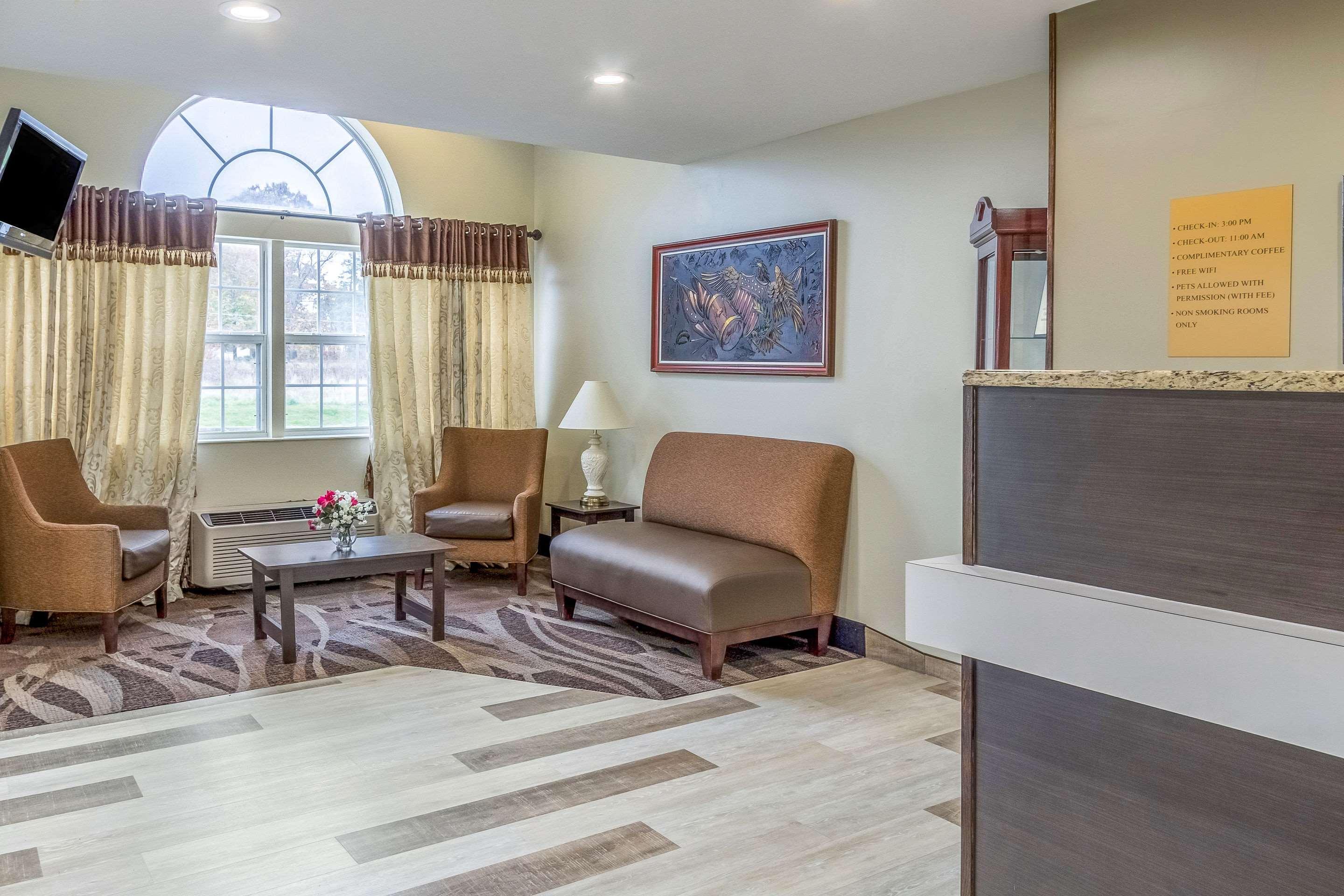 Quality Inn & Suites North Lima - Boardman Экстерьер фото