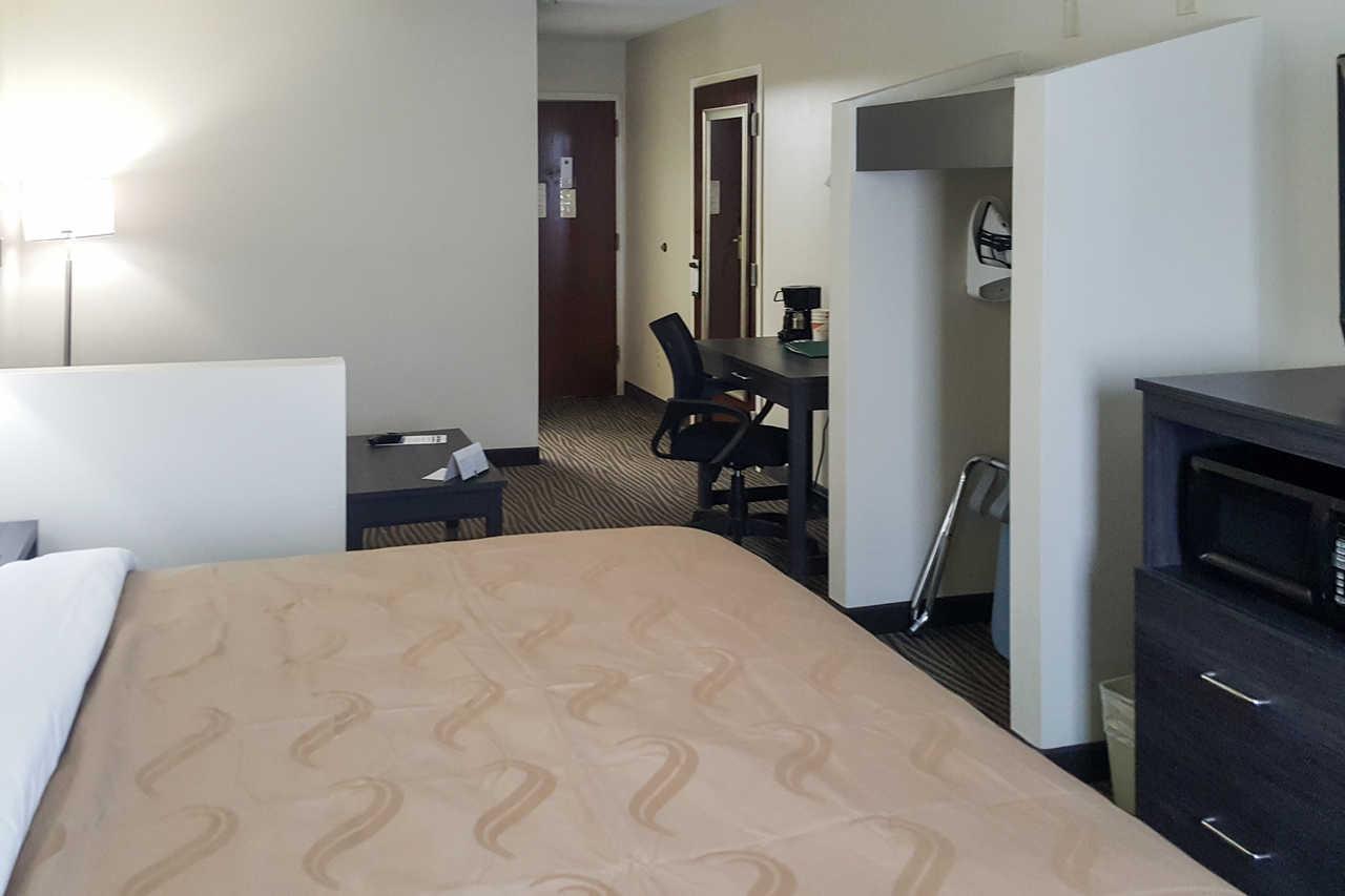 Quality Inn & Suites North Lima - Boardman Экстерьер фото