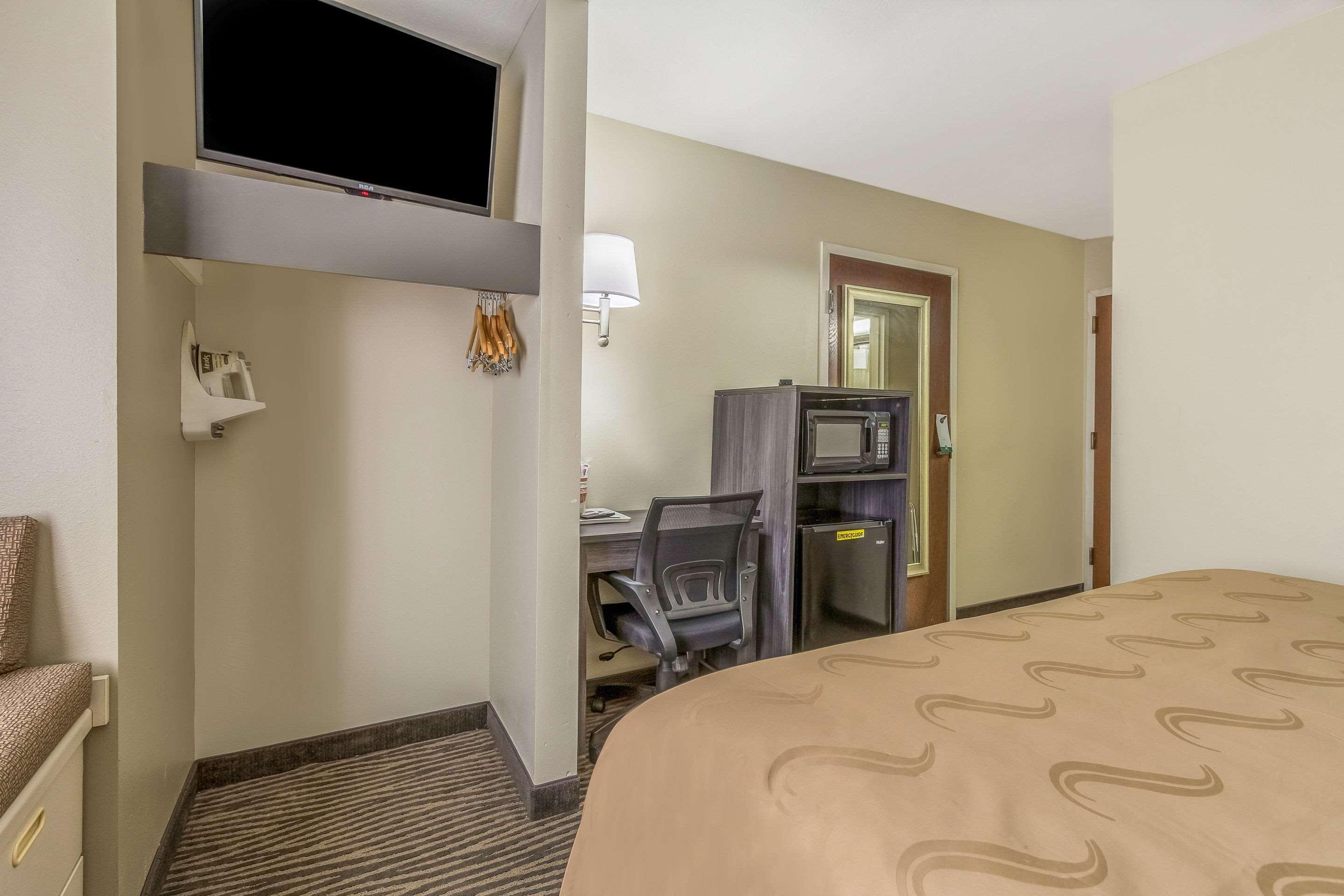 Quality Inn & Suites North Lima - Boardman Экстерьер фото
