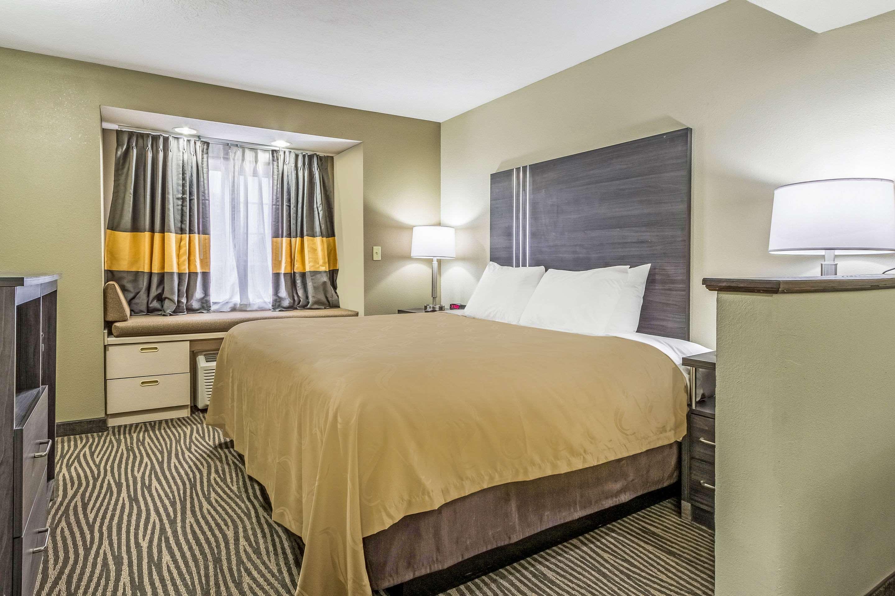 Quality Inn & Suites North Lima - Boardman Экстерьер фото