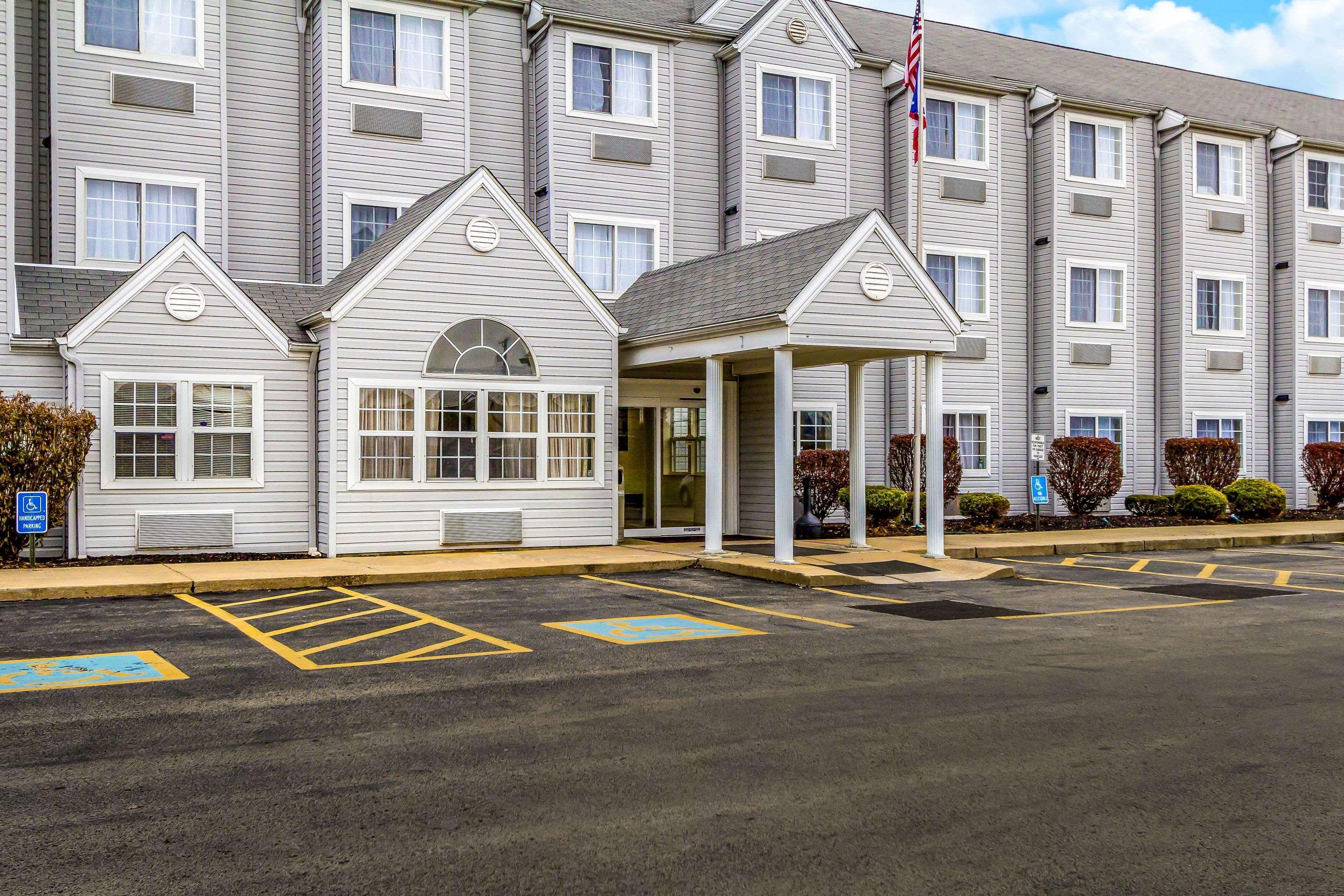 Quality Inn & Suites North Lima - Boardman Экстерьер фото