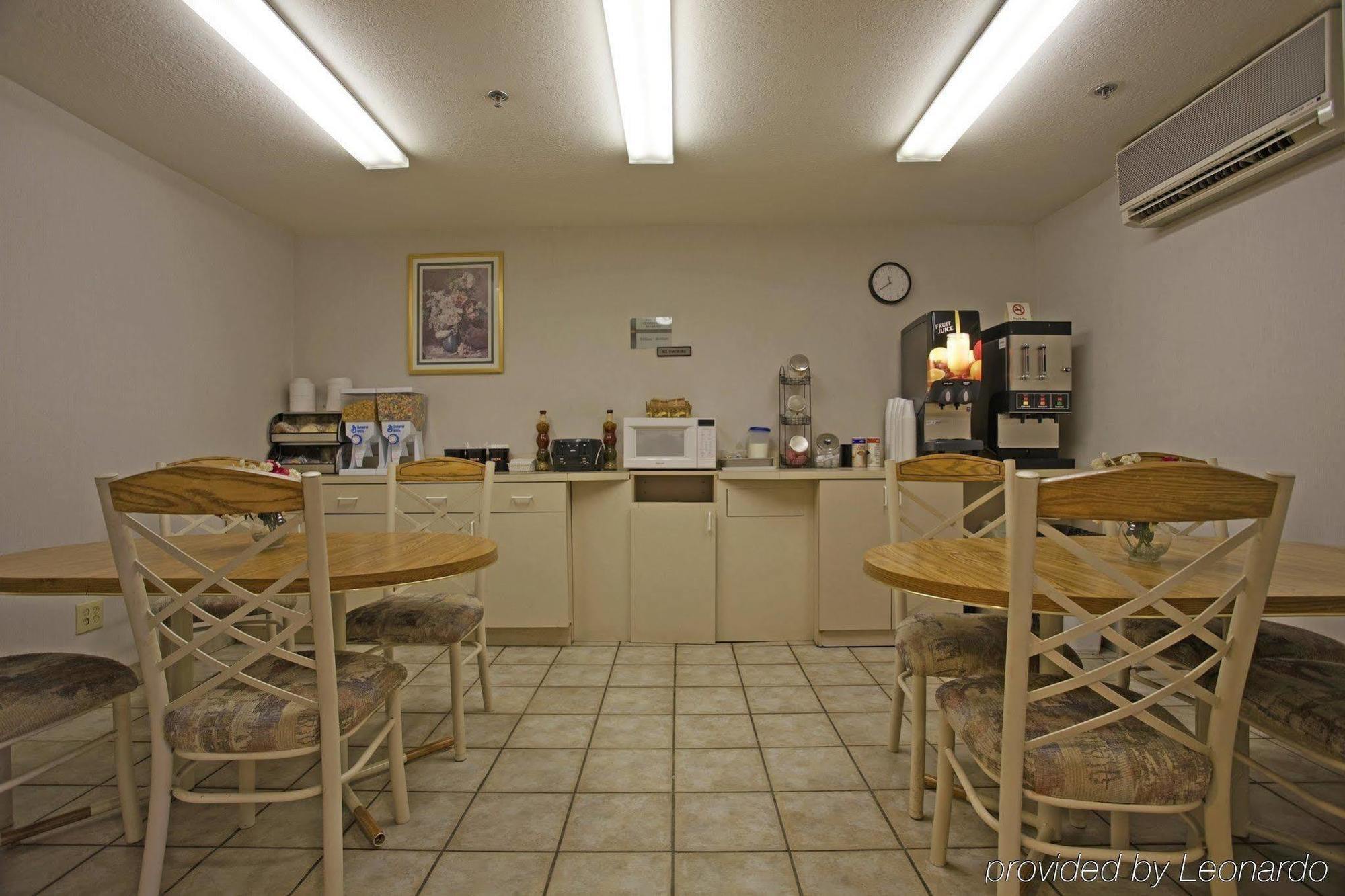 Quality Inn & Suites North Lima - Boardman Экстерьер фото