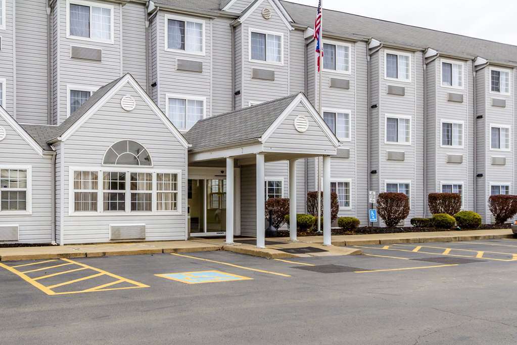 Quality Inn & Suites North Lima - Boardman Экстерьер фото