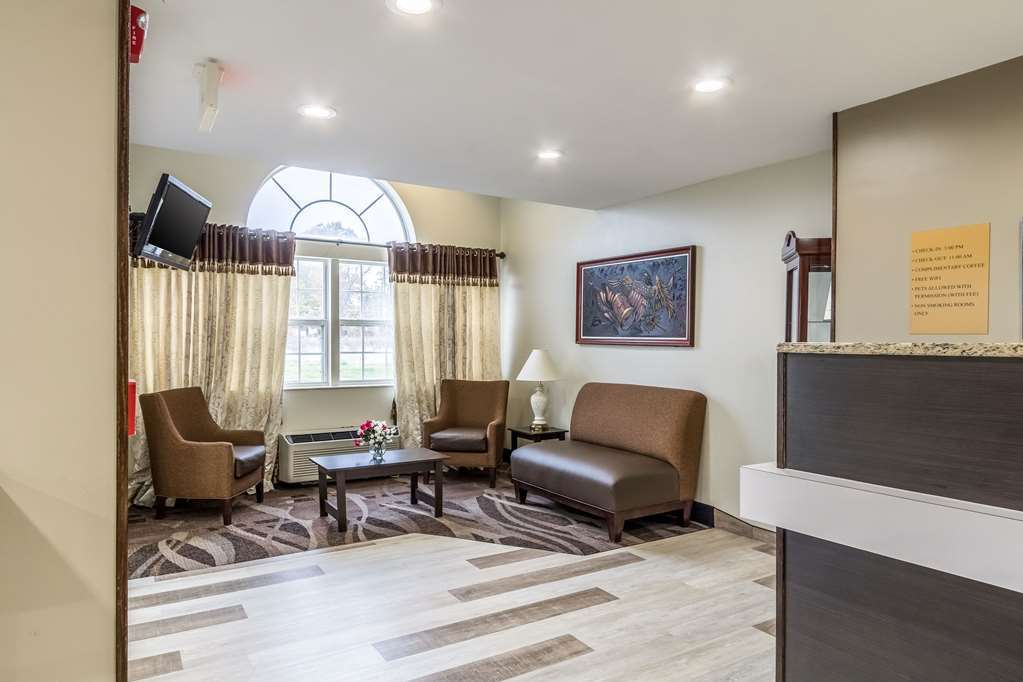 Quality Inn & Suites North Lima - Boardman Интерьер фото